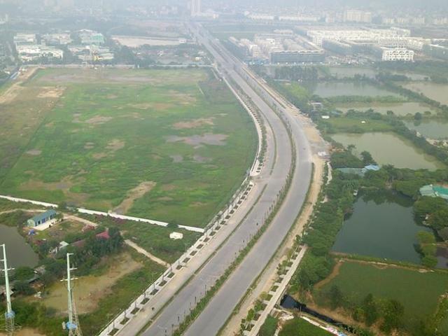 Kinh doanh - Toàn cảnh con đường giá trị 1.500 tỉ, dân muốn đi qua phải xin phép