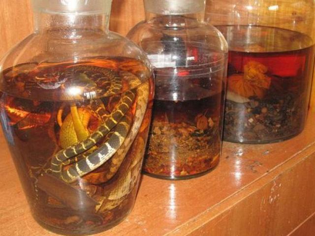 Sức khỏe đời sống - Dùng rượu bồi bổ sức khỏe sao cho đúng?