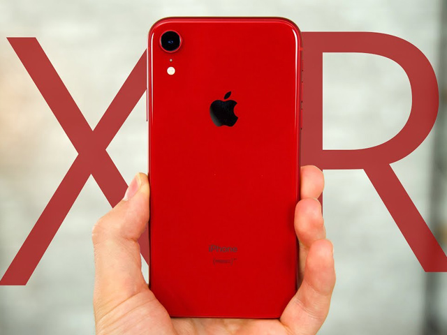 Mua iPhone Xr đỏ hay Galaxy S9+ Vang đỏ “chất” hơn?