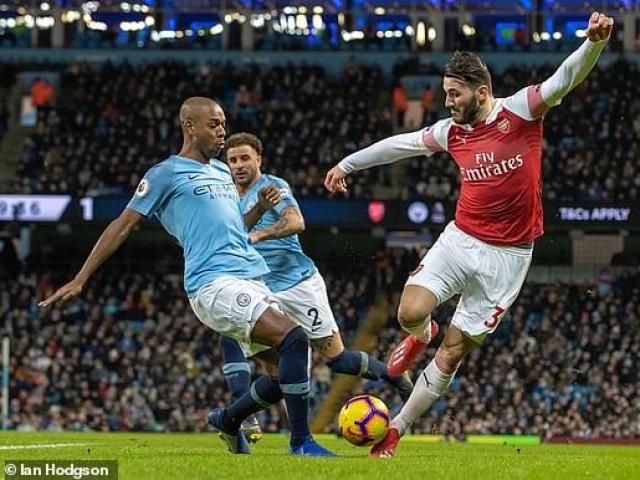 Man City - Arsenal: Siêu sao thăng hoa, bước ngoặt gây tranh cãi