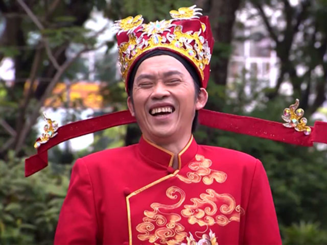 Giải trí - Danh hài Hoài Linh phát miễn phí hàng nghìn bao lì xì dịp Tết 2019