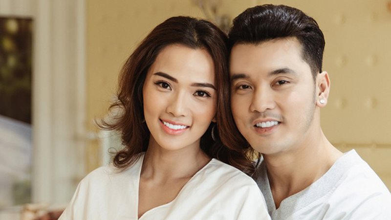 Cô giáo làm vợ học trò kém 12 tuổi và những cặp vợ chồng "HOT" nhất Vbiz năm qua - 3