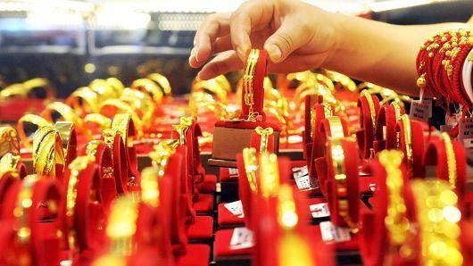 Giá vàng ngày 5/2/2019 (mùng 1 Tết): Chịu áp lực, vàng giảm mạnh - 2