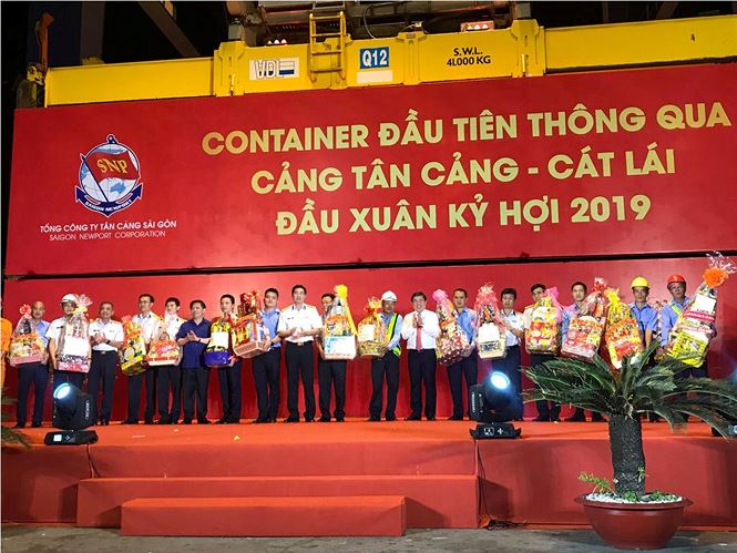 Xuất khẩu lô hàng đầu tiên năm Kỷ Hợi từ cảng Cát Lái đi Châu Âu - 3