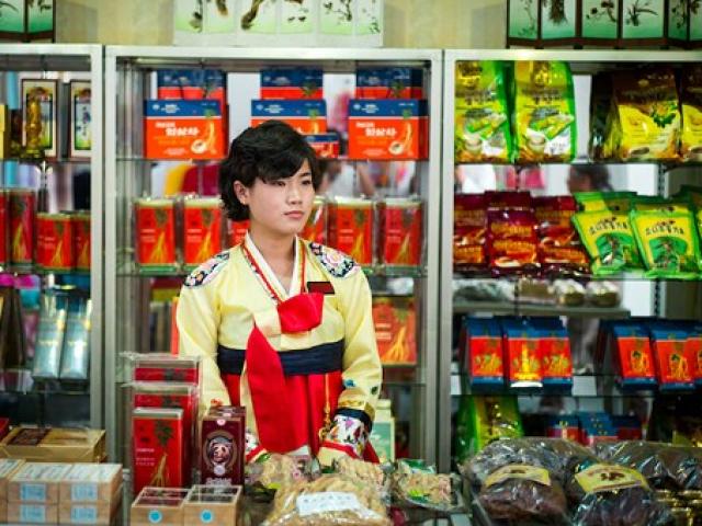 Triều Tiên đang tiến tới một xã hội ”không tiền mặt” như thế nào?