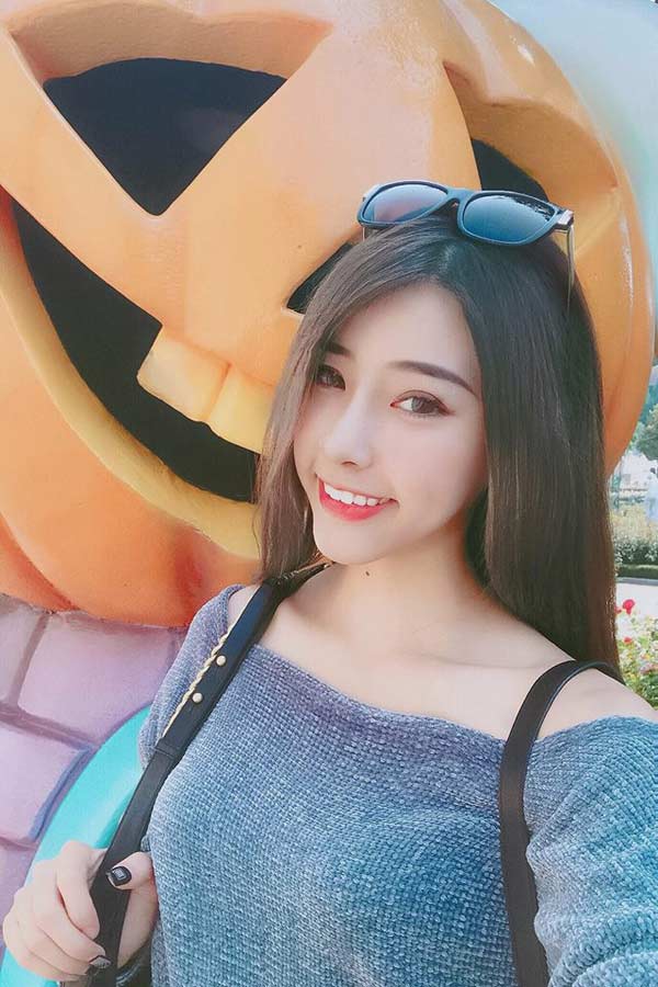 "Hot girl phòng gym" chỉ bí quyết ăn uống, liên hoan Tết mà không lo tăng cân - 1