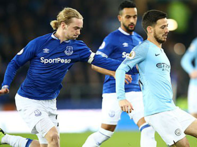 Everton - Man City: Vỡ òa những phút bù giờ ”thần thánh”