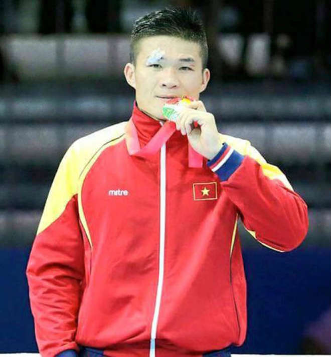 Hai nhà vô địch SEA Games...bán bún đậu - 3