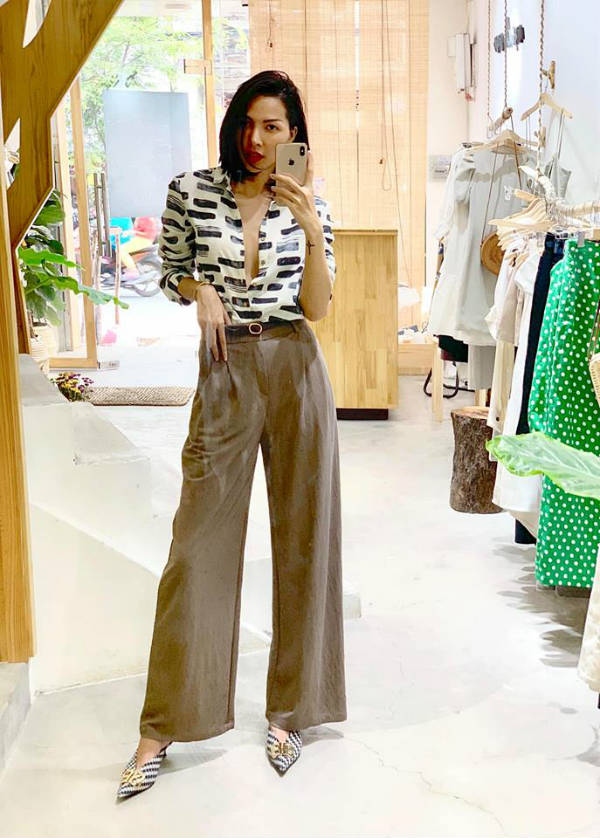 Chiêu mặc sơ mi buông 3 cúc của sao Việt - 7