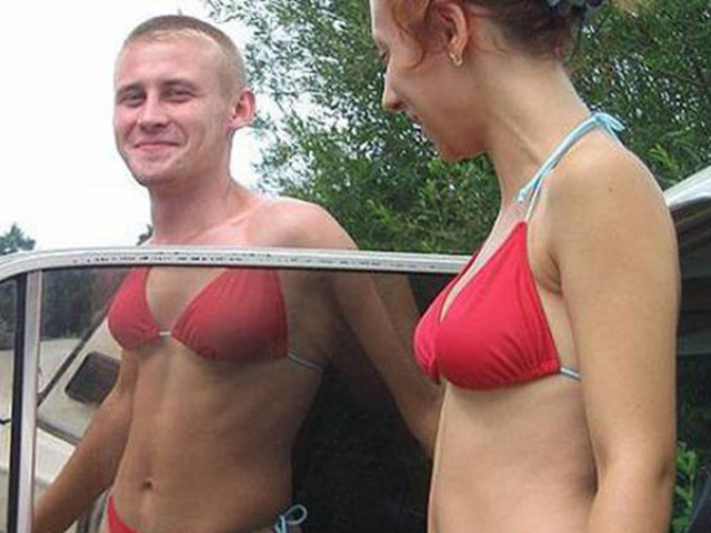 Tranh vui - Giật mình với hình ảnh khiến người khác nhìn nhầm