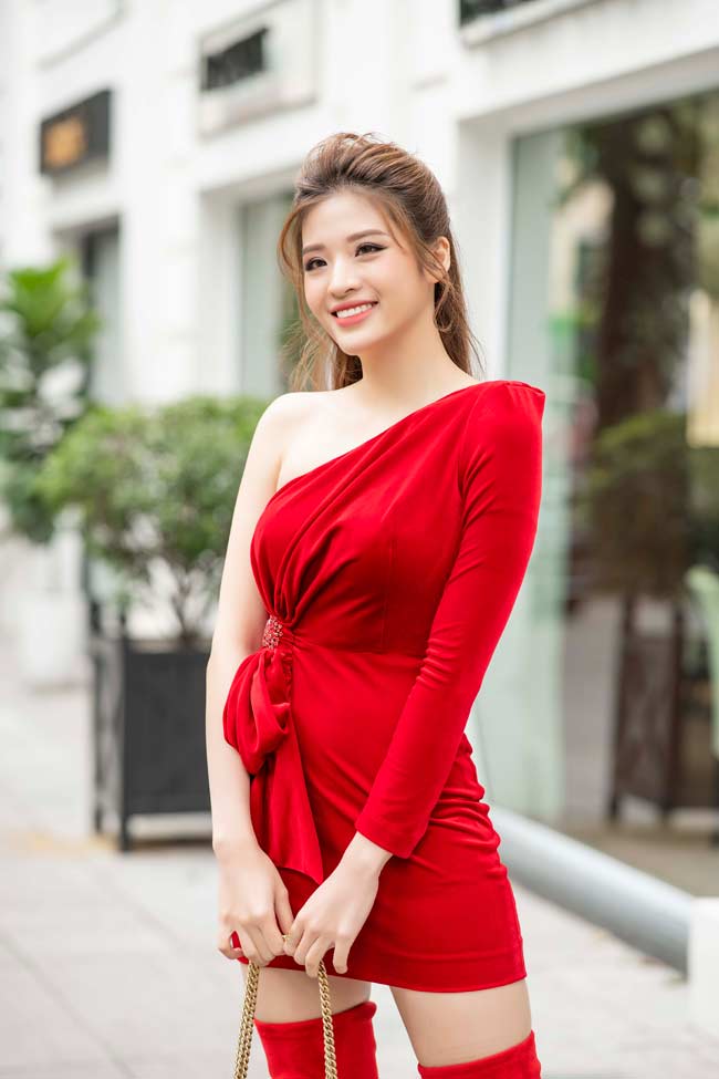 Hoa hậu Đông Nam Á chia sẻ bí quyết mặc đẹp ngày xuân - 1