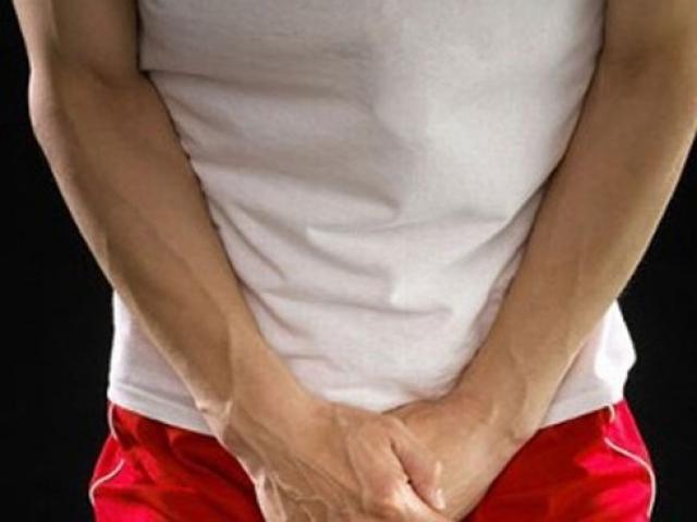 Sức khỏe đời sống - Mùng 3 Tết, gãy "súng" vì thích đổi tư thế lạ