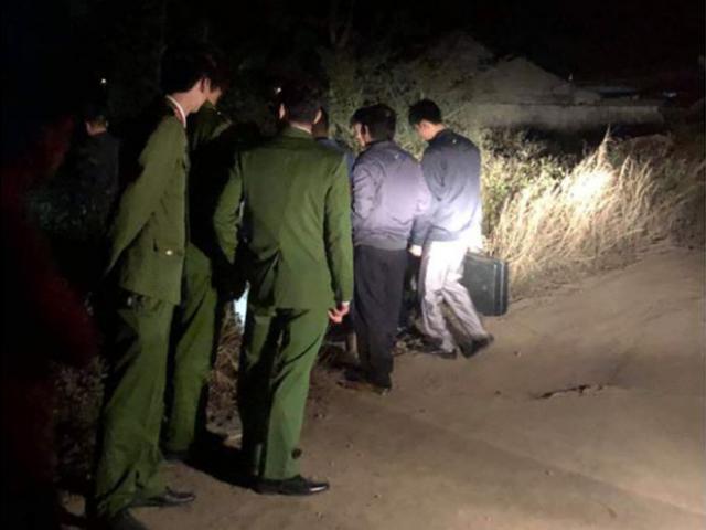 Pháp luật - Đi lễ đầu năm, tá hoả phát hiện người đàn ông tử vong dưới hồ nước