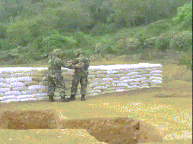 Cười "vỡ bụng" với những khoảnh khắc khó đỡ nhất quả đất