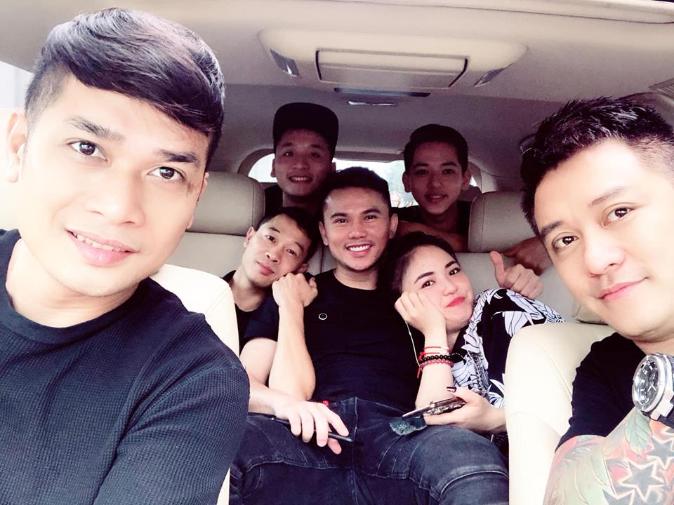 Tuấn Hưng đi khai hội chùa Hương, ai cũng hỏi về một người - 5