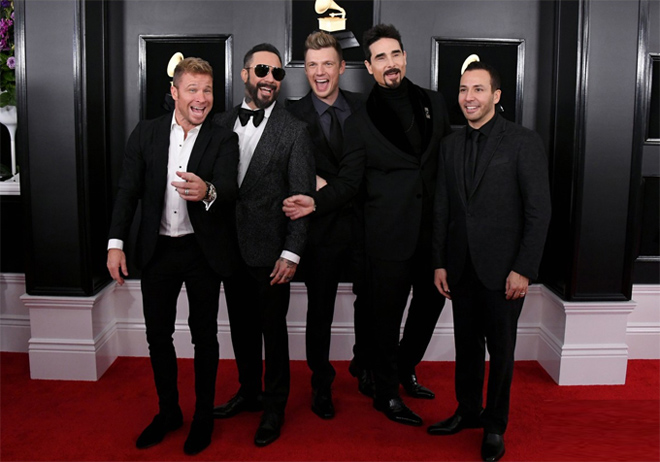 Nữ MC gốc Việt gây sốc trên thảm đỏ Lễ trao giải Grammy 2019 - 11