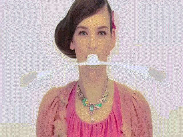 Dụng cụ độc đáo của người Nhật giúp khuôn mặt mãi trẻ trung