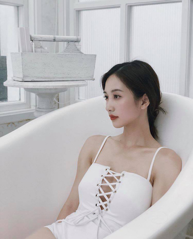Tuy nhiên, vẫn có những người tiếc nuối cho vẻ đẹp trong sáng trong quá khứ của cô.&nbsp;
