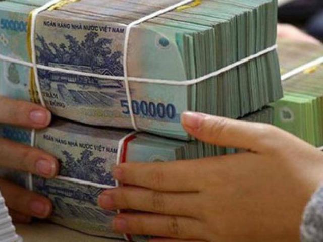 Pháp luật - Truy tìm thanh niên mở cửa ô tô giật túi xách cướp 100 triệu đồng