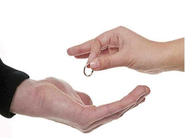 Đây là cặp vợ chồng có cuộc hôn nhân ngắn nhất lịch sử - 1