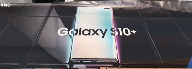 Samsung Galaxy S10+ hiện nguyên hình, iPhone XS Max &#34;tuổi gì&#34;? - 1