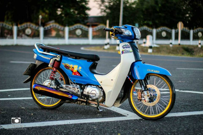 Ngắm huyền thoại Honda Dream độ đẹp mê ly trên xứ chùa vàng - 1