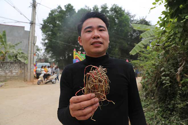 Kinh hoàng hàng trăm thanh niên giẫm đạp, cướp chiếu để cầu quý tử đầu năm - 17