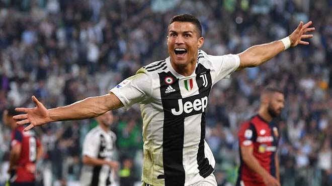 Juventus mơ dải ngân hà chiều Ronaldo: Đổ tiền tấn &#34;cuỗm&#34; Marcelo - Modric - 1