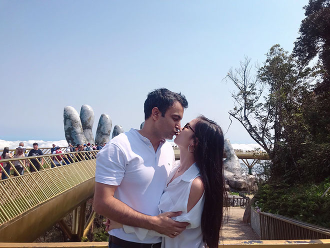 Võ Hạ Trâm tặng quà đặc biệt cho chồng Ấn Độ sau trăng mật ở Đà Nẵng - 6