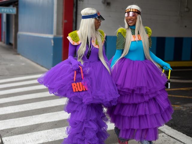 Thời trang - Kiểu mặc giúp phái đẹp trông trẻ ra 5 tuổi