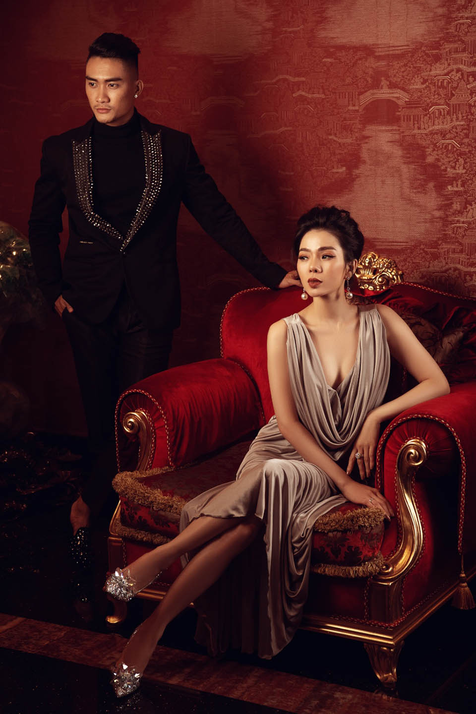 Đón Valentine, Lệ Quyên cùng siêu mẫu nam vào khách sạn 6 sao chụp ảnh - 5