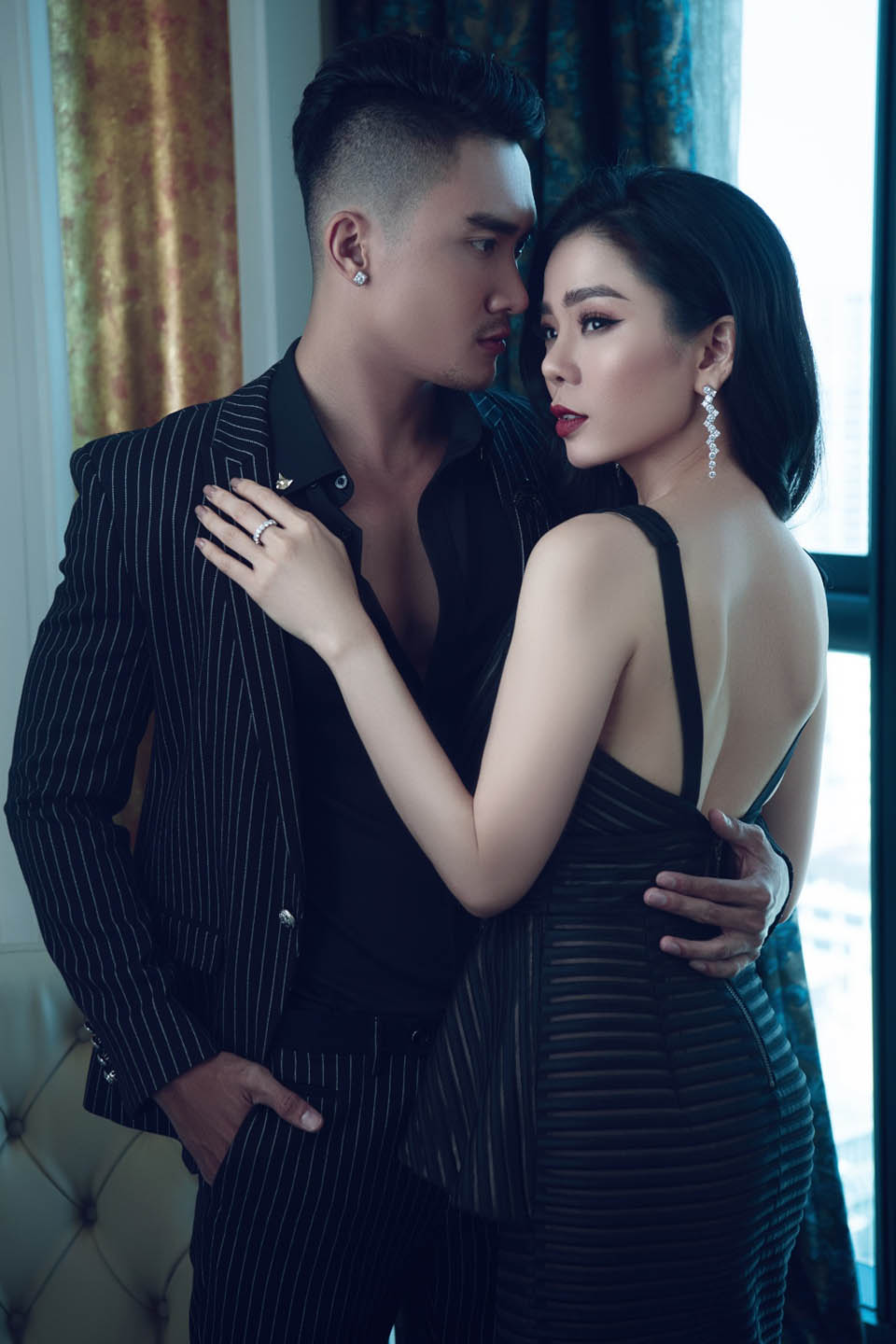 Đón Valentine, Lệ Quyên cùng siêu mẫu nam vào khách sạn 6 sao chụp ảnh - 6