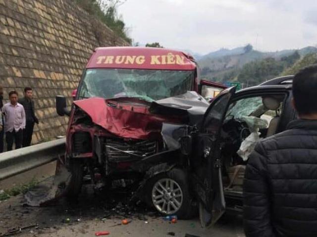 Tin tức trong ngày - Tin mới vụ xe khách và ô tô đâm nhau kinh hoàng trên cao tốc