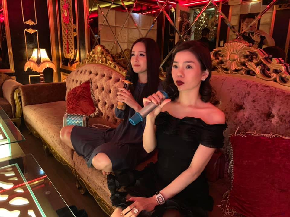 Lý do Lệ Quyên ngồi hát karaoke với Mai Phương Thúy, lại sợ Vy Oanh kiện - 1