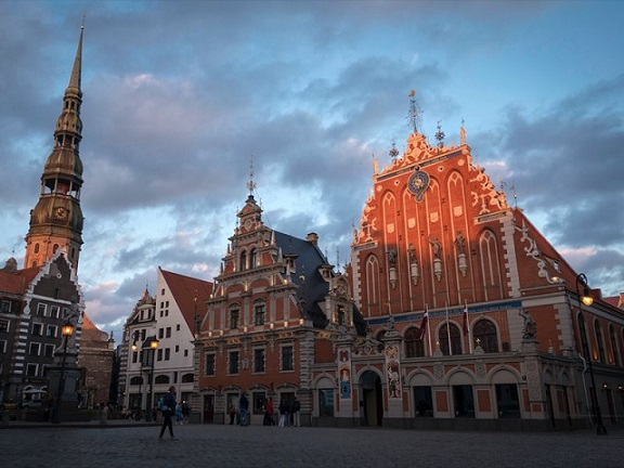 Quốc gia nào tha hóa biến chất nhất ở Châu Âu? - 4