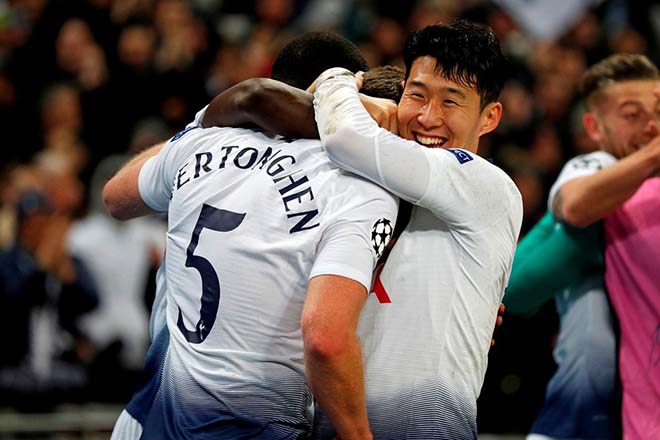 Rực lửa Cúp C1: "Ronaldo châu Á" chói sáng, Benzema "gánh team" như Ronaldo - 4