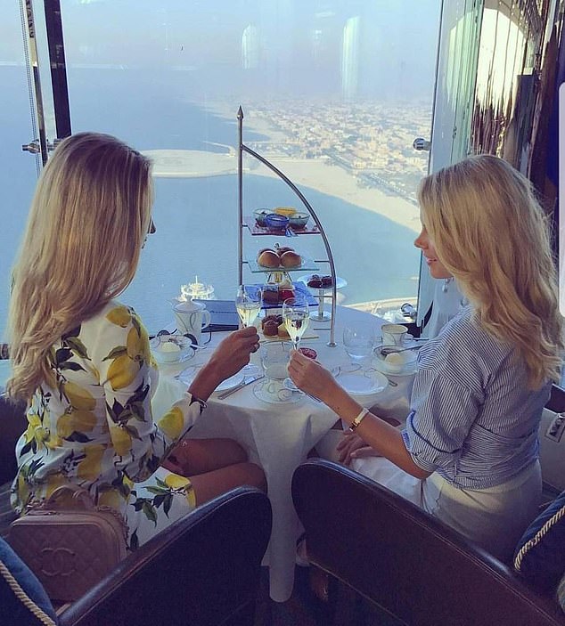 Choáng váng trước sự giàu có và tiêu tiền như nước của gái trẻ Dubai - 10