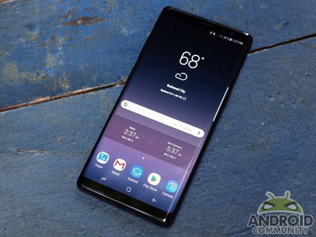 Dế sắp ra lò - Samsung gây “choáng” với bản nhạc "Over the Horizon" trên Galaxy S10