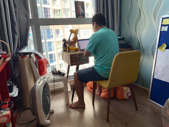 Phòng làm việc của Đức Thịnh.