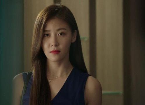 Vợ cài ứng dụng theo dõi, chồng vẫn ngang nhiên ngoại tình - 1