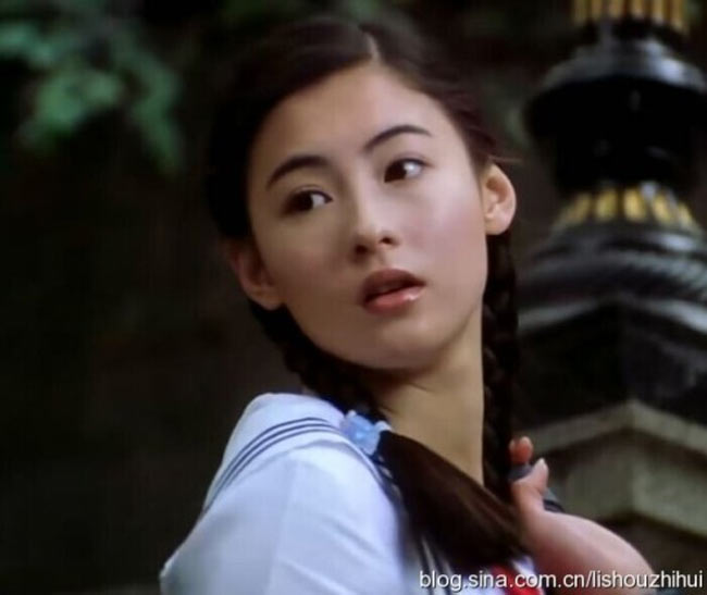 Cô chịu khó dưỡng ẩm ngay từ khi còn trẻ...