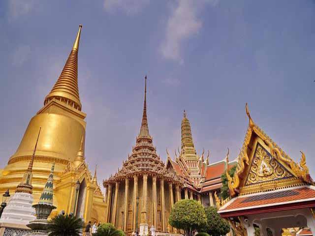 Cung điện dát vàng lớn nhất Thái Lan, sánh ngang với Tử Cấm Thành