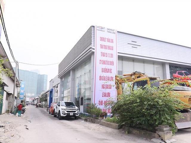 Kinh doanh - Giá thuê "đất vàng" rẻ hơn mớ rau