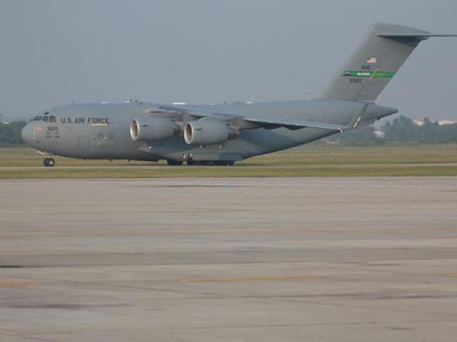 Tin tức trong ngày - "Ngựa thồ" C-17 chở đoàn Tổng thống Donald Trump tới Nội Bài trong tuần này