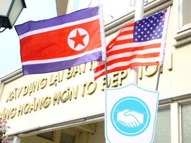 Cờ Mỹ - Triều Tiên tung bay phấp phới giữa thủ đô Hà Nội