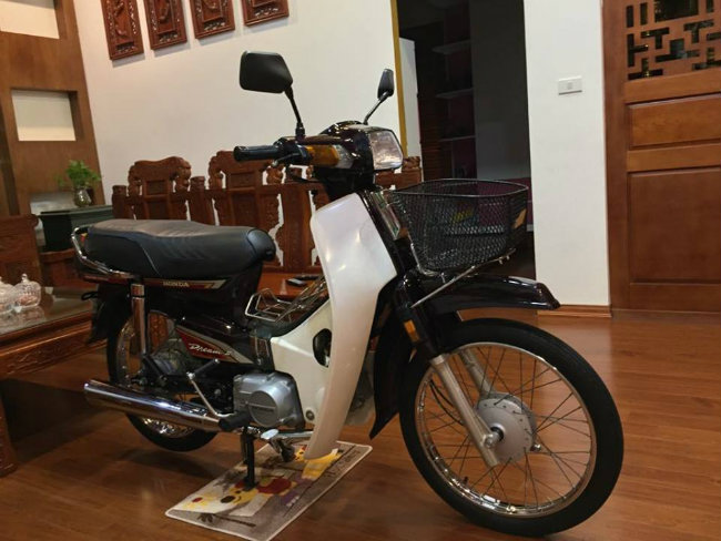 Thế cho nên nếu đánh giá thì anh cho rằng chiếc Honda Dream 1995 gần như còn mới 99 %.