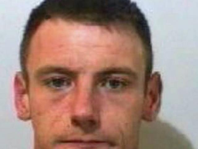 Thế giới - Anh: Đột nhập qua cửa sổ rồi nằm trên giường chờ hiếp nữ chủ nhà