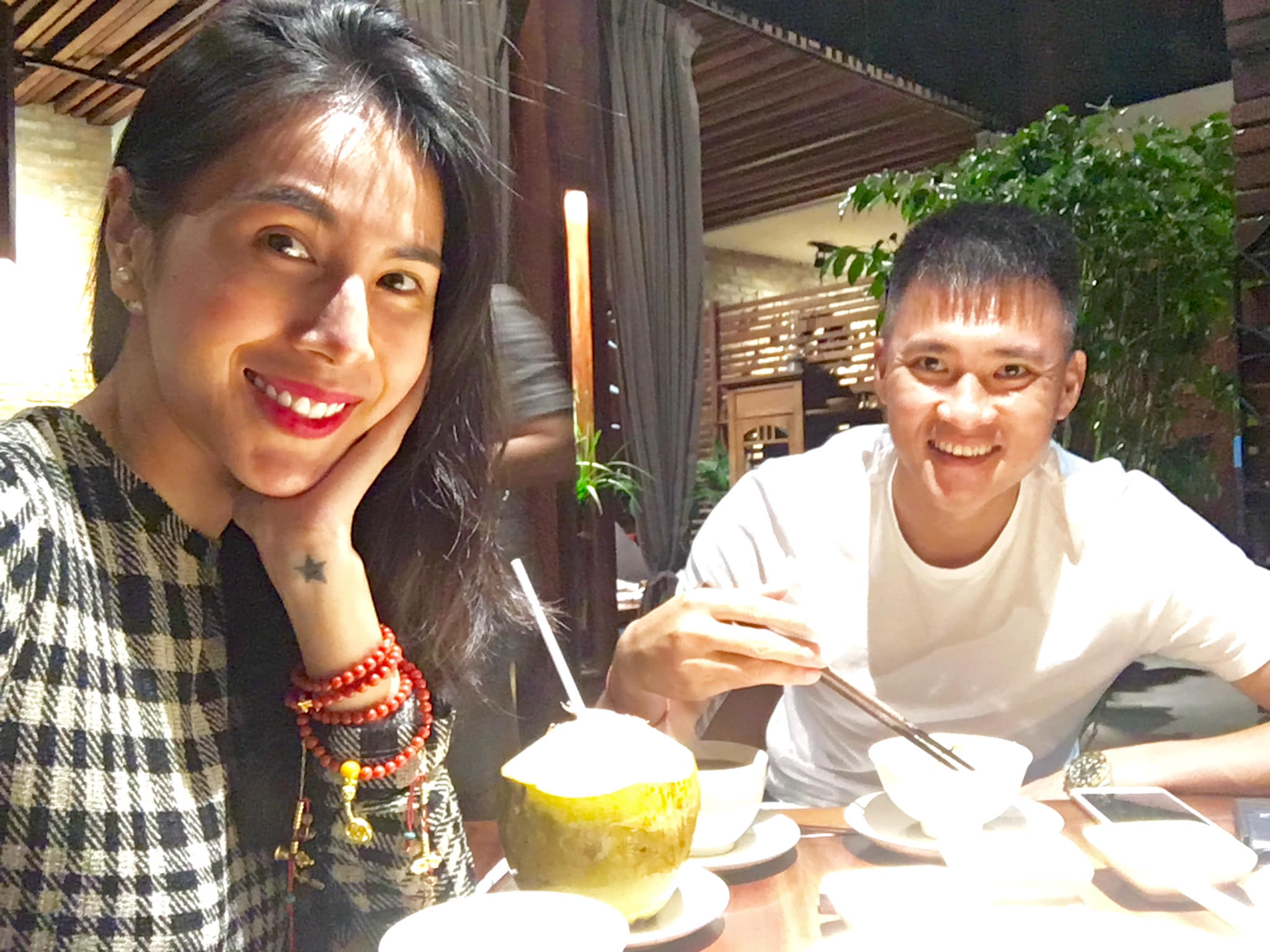 Thủy Tiên đã làm gì với con gái Bánh Gạo khiến fan tố vui "bạo hành gia đình"? - 7