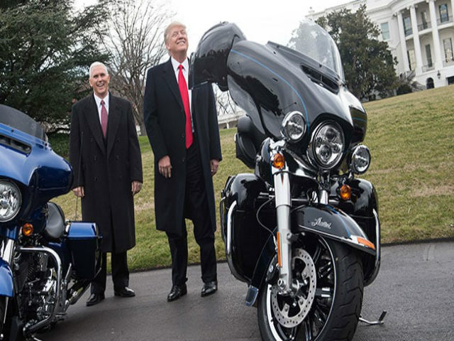 Tổng thống Donald Trump “đe nẹt” huyền thoại Harley-Davidson