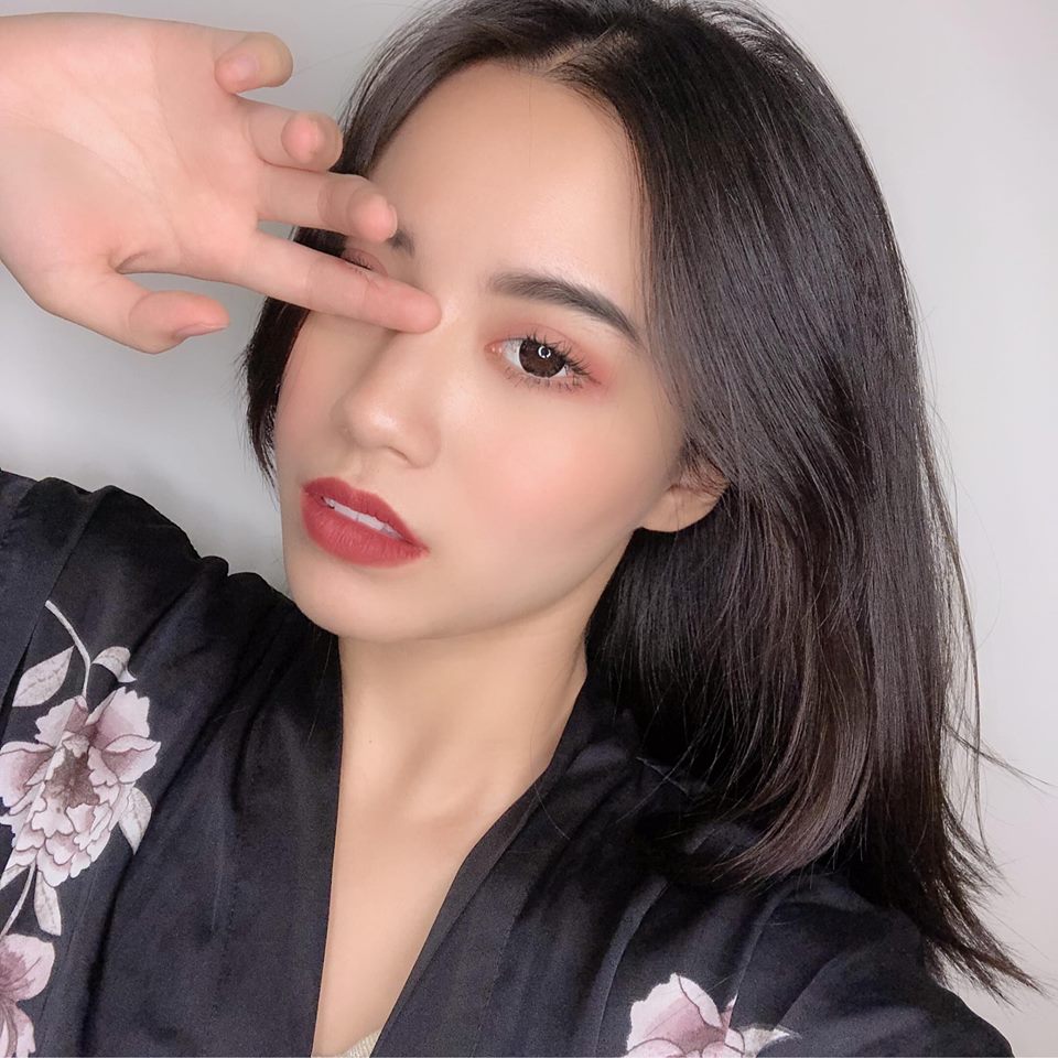 Linh Miu bị ngã giá nhảy thoát y tại nhà riêng giá 100 triệu và đáp trả gây sốc - 1